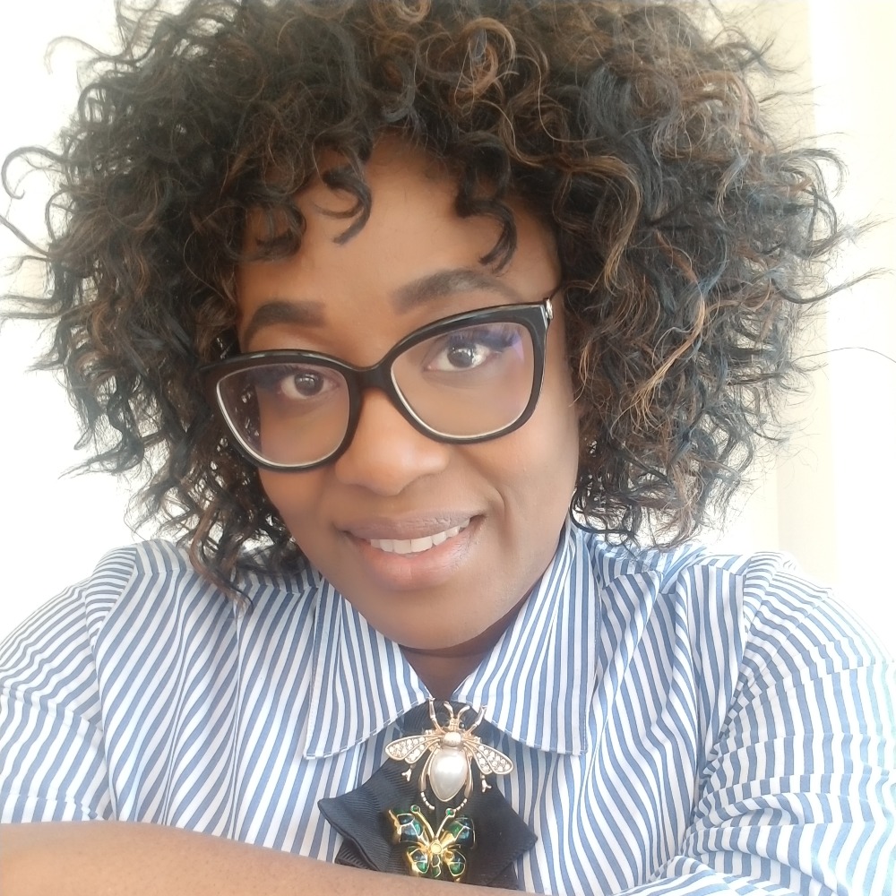 Meet your Posher, Leslie